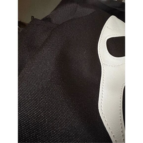 Ghost face Scream, backpack with padded handles outside pockets and inside pocke - Picture 6 of 12